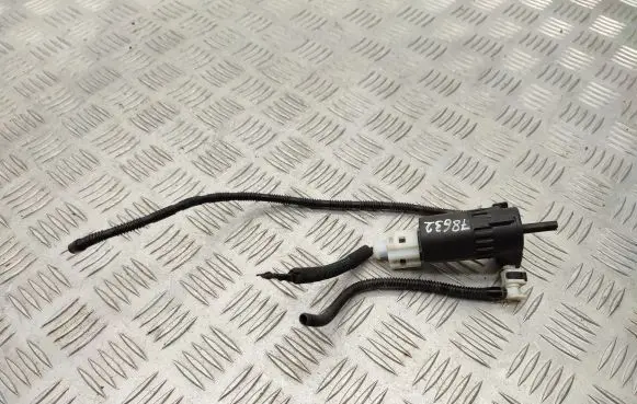 Opel Crossland X Windscreen/windshield washer pump 430036418 84139203