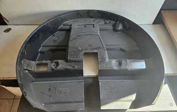 Dodge Grand Caravan Spare wheel section trim 05109531AA 15798