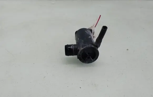 SsangYong Rexton I Windscreen/windshield washer pump