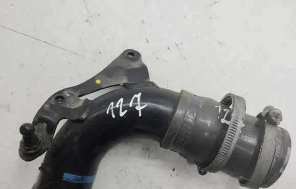 Ford Focus Intercooler hose/pipe AV616C750