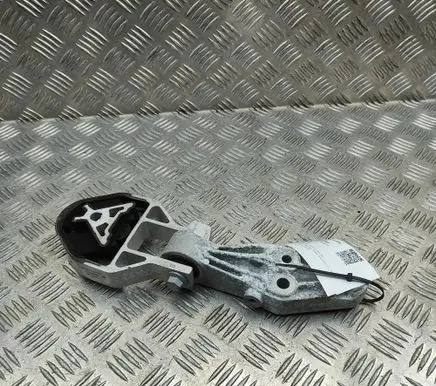 Volvo XC40 Engine mount bracket 32222105