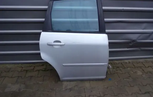 Ford C-MAX I Rear door