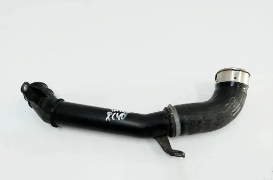 Volvo XC40 Intercooler hose/pipe 32222146
