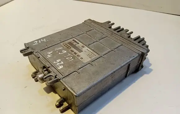Audi A4 S4 B5 8D Engine control unit/module 028906021GN