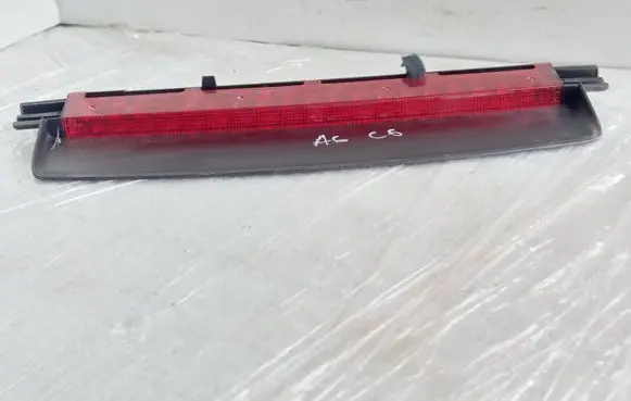 Audi A6 S6 C6 4F Third/center stoplight 4F5945097