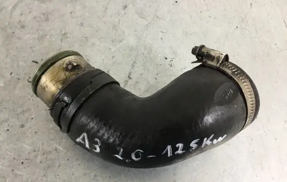 Audi A3 S3 A3 Sportback 8P Intercooler hose/pipe 038131111C