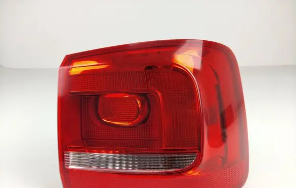 Volkswagen Touran II Rear/tail lights RGC15735