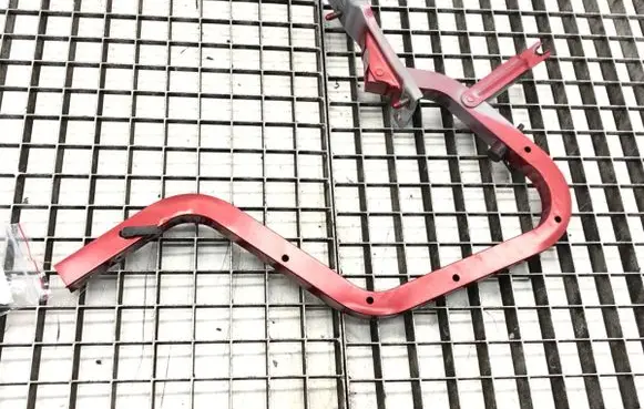 Mazda 6 Tailgate/trunk/boot hinge 