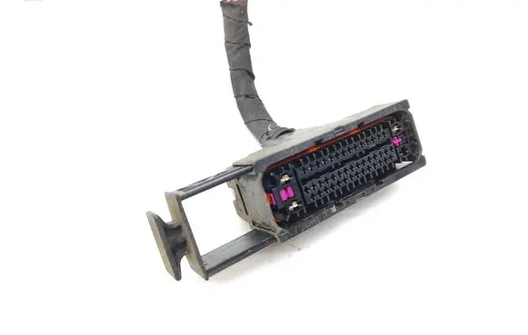 Porsche Cayenne (92A) ABS module connector plug 