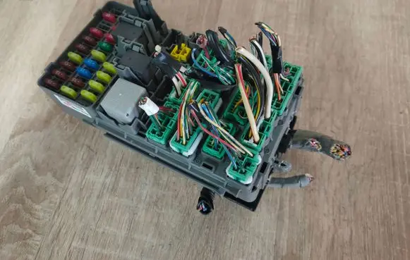 Honda CR-V Fuse module 111730250706
