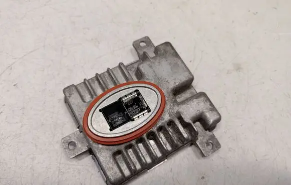 BMW 5 F10 F11 Xenon control unit/module 7237647 63117237647