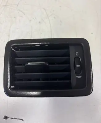 Volvo XC70 Dashboard side air vent grill/cover trim 30755183 30756177