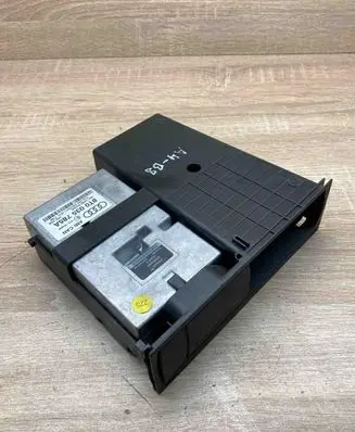 Audi A4 S4 B8 8K Other control units/modules 8T0035785A
