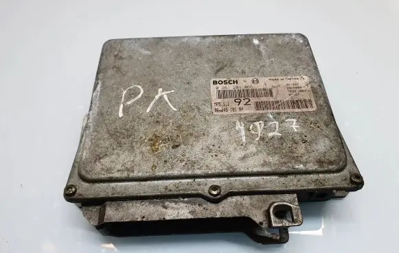 Peugeot 406 Engine control unit/module 0261204066 9624518180
