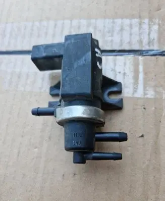 Audi A3 S3 8L Turbo solenoid valve 1J0906627 991245 72290320