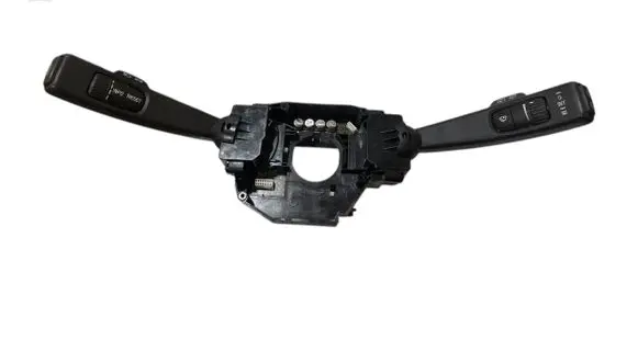 Volvo V70 Wiper turn signal indicator stalk/switch P30798630 17G4623