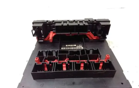 Volkswagen Touran I Comfort/convenience module 1K0937049M