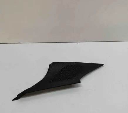 Porsche Taycan 9J1 (C) pillar trim 9J0867287