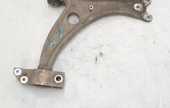 Audi TT TTS Mk2 Front lower control arm/wishbone 8J0407151D