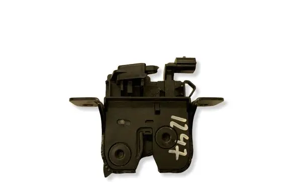 Dacia Sandero II Loading door lock 905037373R