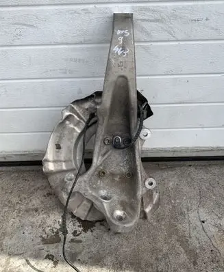 BMW 5 GT F07 Front wheel hub
