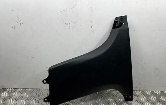 Mercedes-Benz GLC X253 C253 (B) pillar trim (bottom) A2536900525 52092 18321224