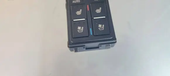 Lexus RX 450H Seat heating switch 8475248010