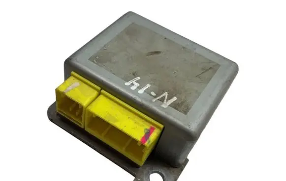 Nissan Primera Airbag control unit/module 988209F315 4079332121