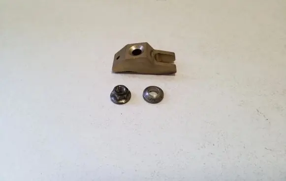 Jeep Cherokee Fuel Injector clamp holder
