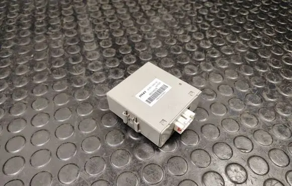 Peugeot 4007 Other control units/modules 8631A676