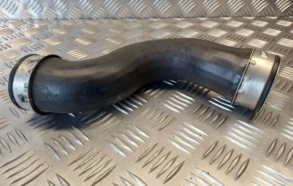 Intercooler hose/pipe