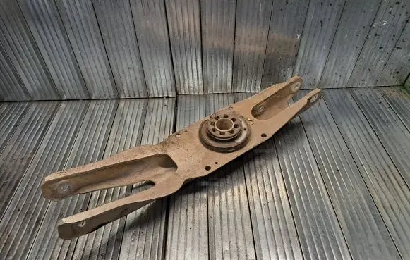 Mercedes-Benz B W246 W242 Rear control arm A2463520202