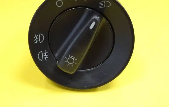 Volkswagen PASSAT B5 Light switch 1C0941531A