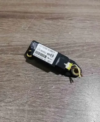 Mercedes-Benz CLK A209 C209 Airbag deployment crash/impact sensor 0018204426 004552