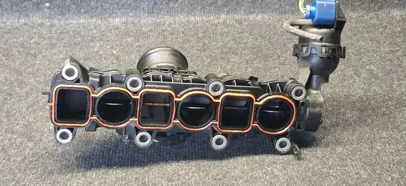 Seat Ibiza V (KJ) Intake manifold 04B129709B