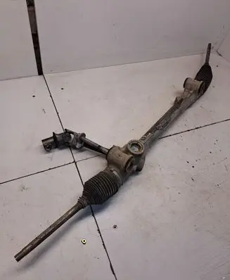 Toyota Yaris Steering rack 79260058B
