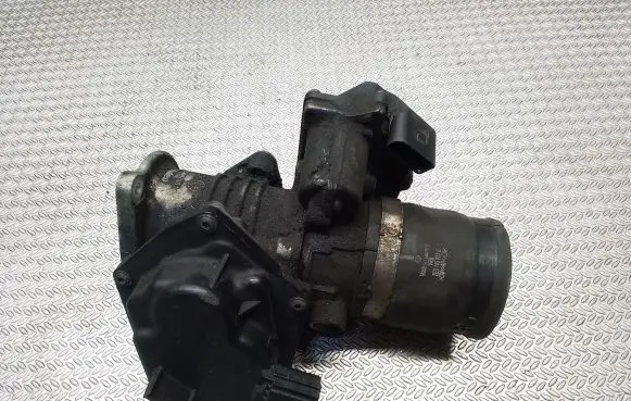 Volkswagen Crafter Throttle valve 03L128063S V29007881
