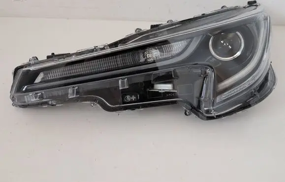 Toyota Corolla E210 E21 Headlight/headlamp 8115002S70 90154014