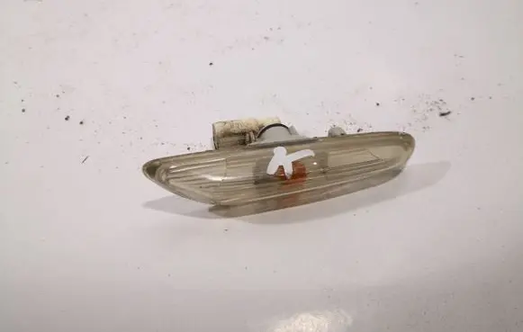 BMW 3 E90 E91 Front fender indicator light 6939816 6313725332602