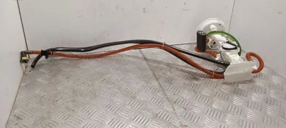 BMW X5 E70 Fuel injection high pressure pump 7194252
