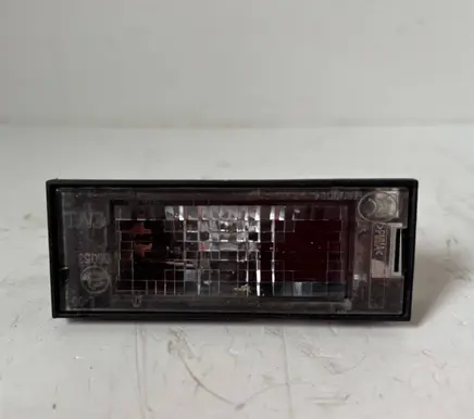 Renault Trafic III (X82) Number plate light E205053