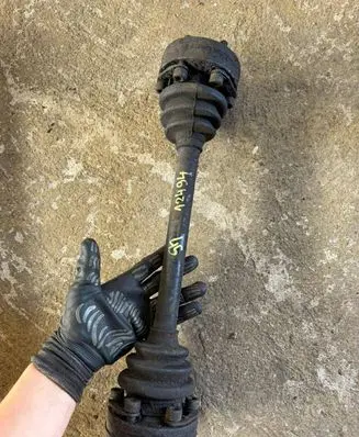 BMW 5 E28 Rear driveshaft