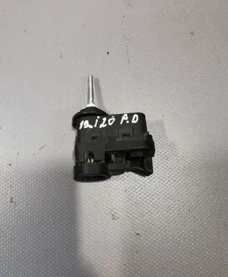 Hyundai i20 (GB IB) Headlight level adjustment motor 