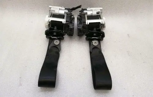 Mercedes-Benz S W221 Front seatbelt buckle A2218600686