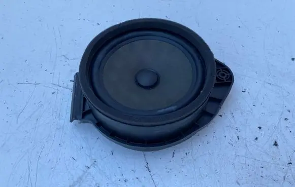 Opel Meriva B Front door speaker 13240945