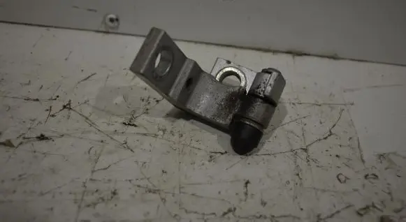 Audi Q7 4L Front door upper hinge