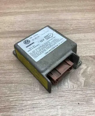 Volkswagen PASSAT B3 Airbag control unit/module 357959656 5WK4083