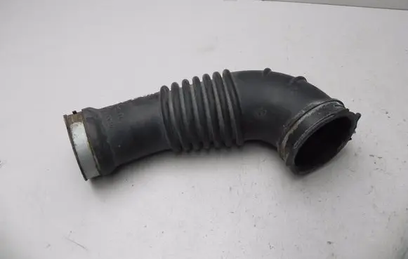Mazda CX-7 Air intake hose/pipe R2AX13221 VD7296