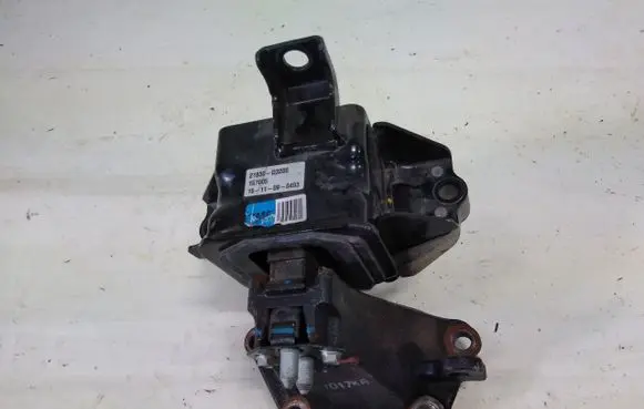 Hyundai Tucson TL Gearbox mounting bracket