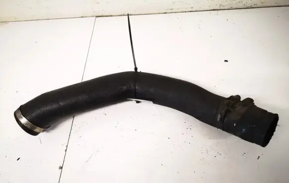 Mazda 3 I Intercooler hose/pipe